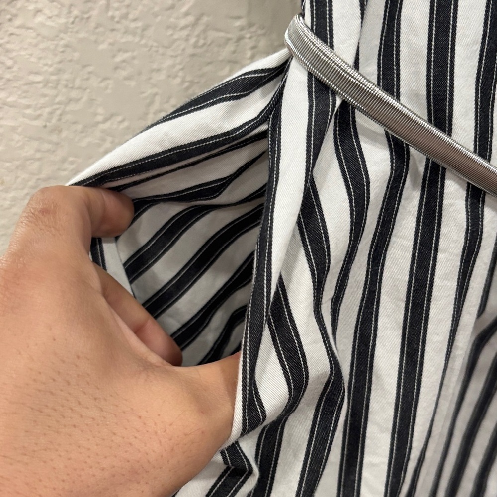 Black and White Striped women Shirt - Picture 5 of 6